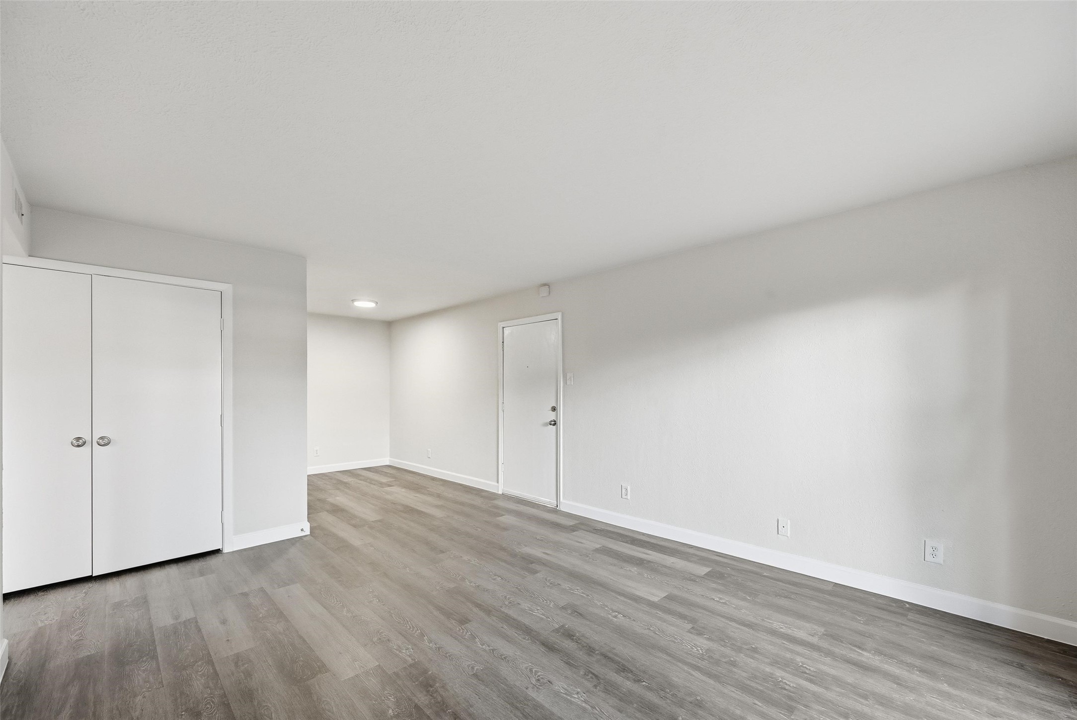 4859 Cedar Springs Road Dallas TX 75219