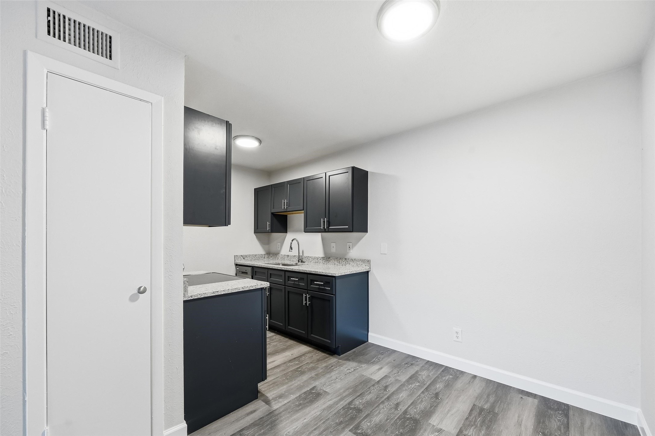 4859 Cedar Springs Road Dallas TX 75219