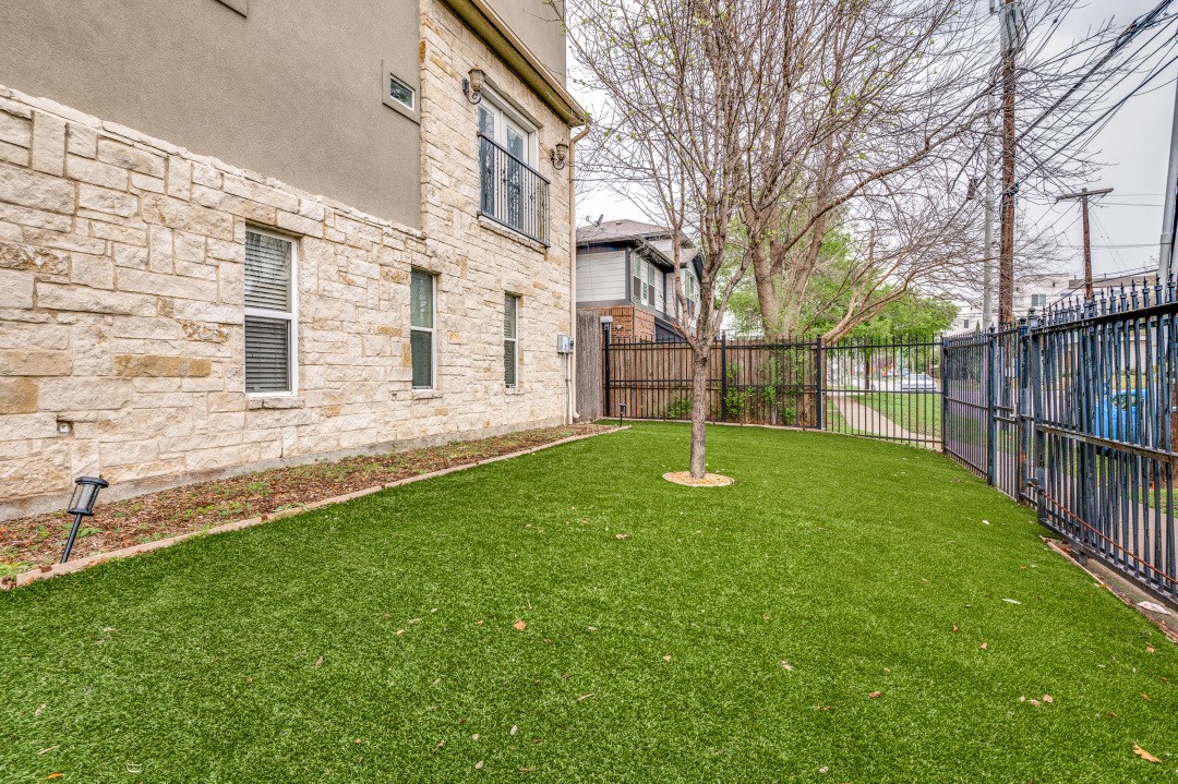 4419 Gennaro Street Dallas TX 75204