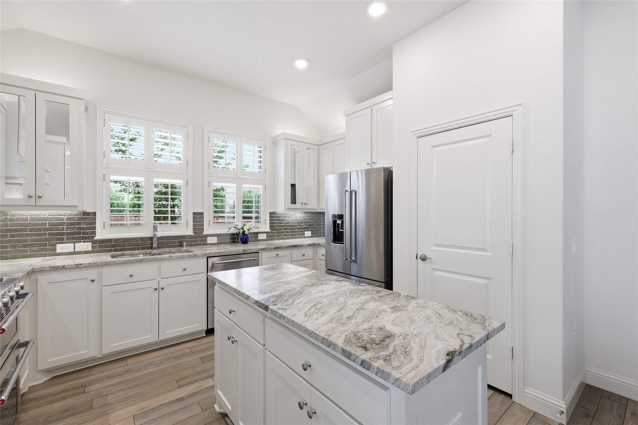 3806 Crested Eagle Way Arlington TX 76005