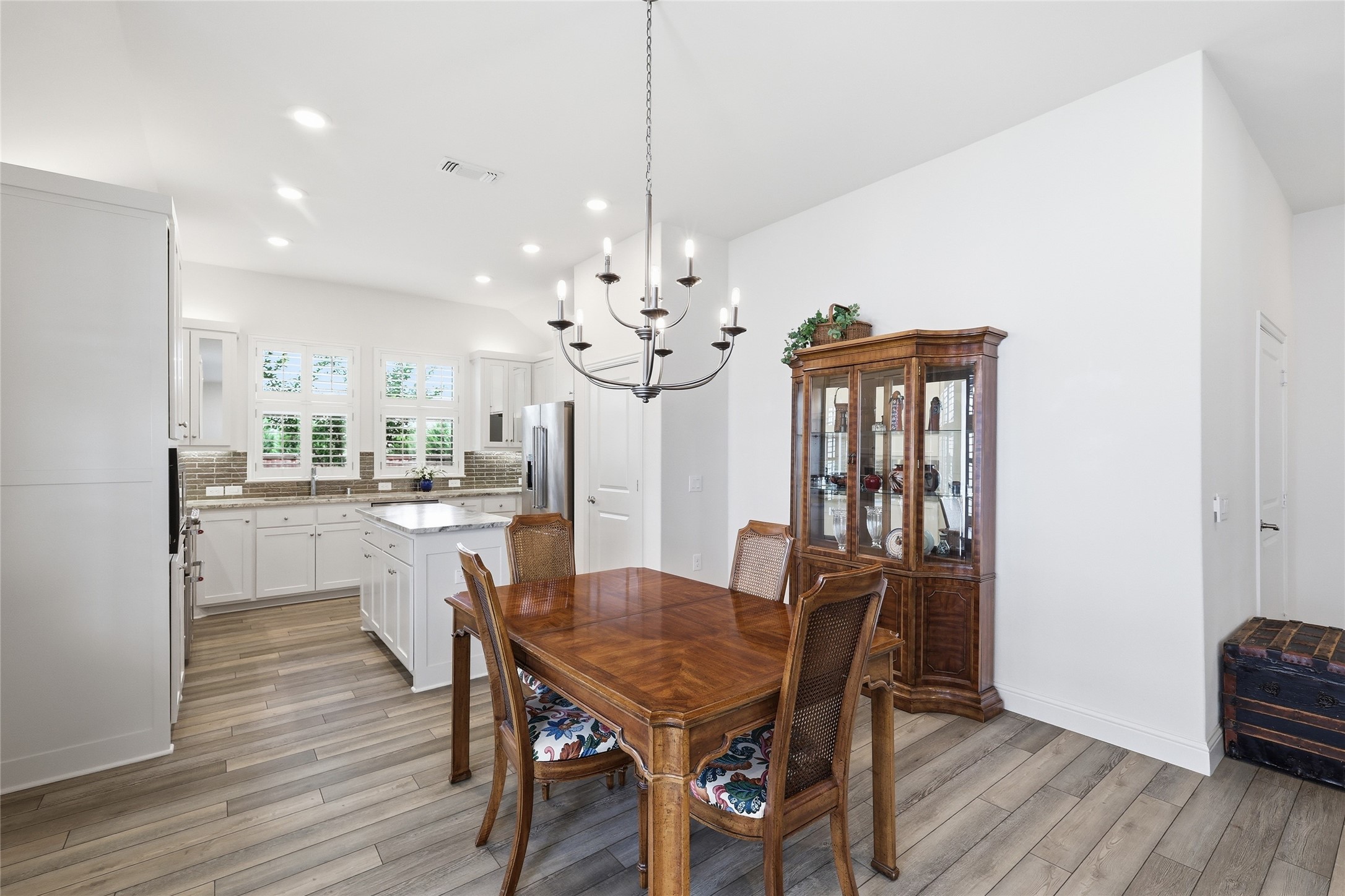 3806 Crested Eagle Way Arlington TX 76005