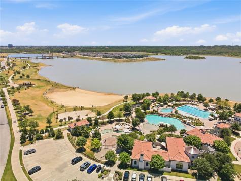 3806 Crested Eagle Way Arlington TX 76005
