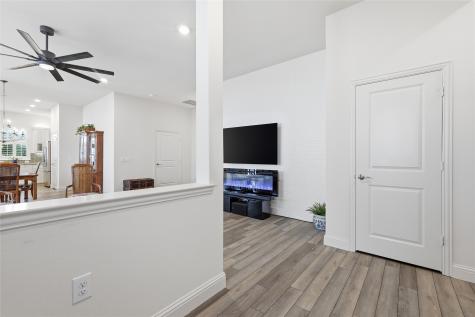 3806 Crested Eagle Way Arlington TX 76005