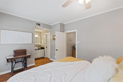 6318 Richmond Avenue Dallas TX 75214