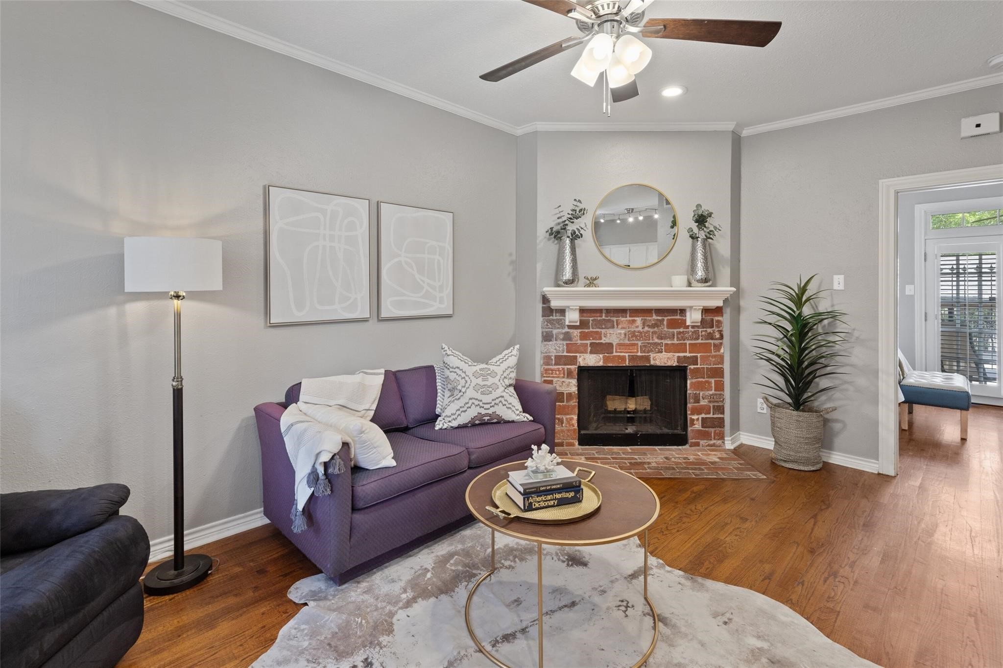 6318 Richmond Avenue Dallas TX 75214