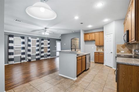 1425 Ravenwood Drive Mansfield TX 76063