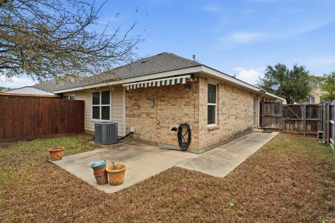 1425 Ravenwood Drive Mansfield TX 76063