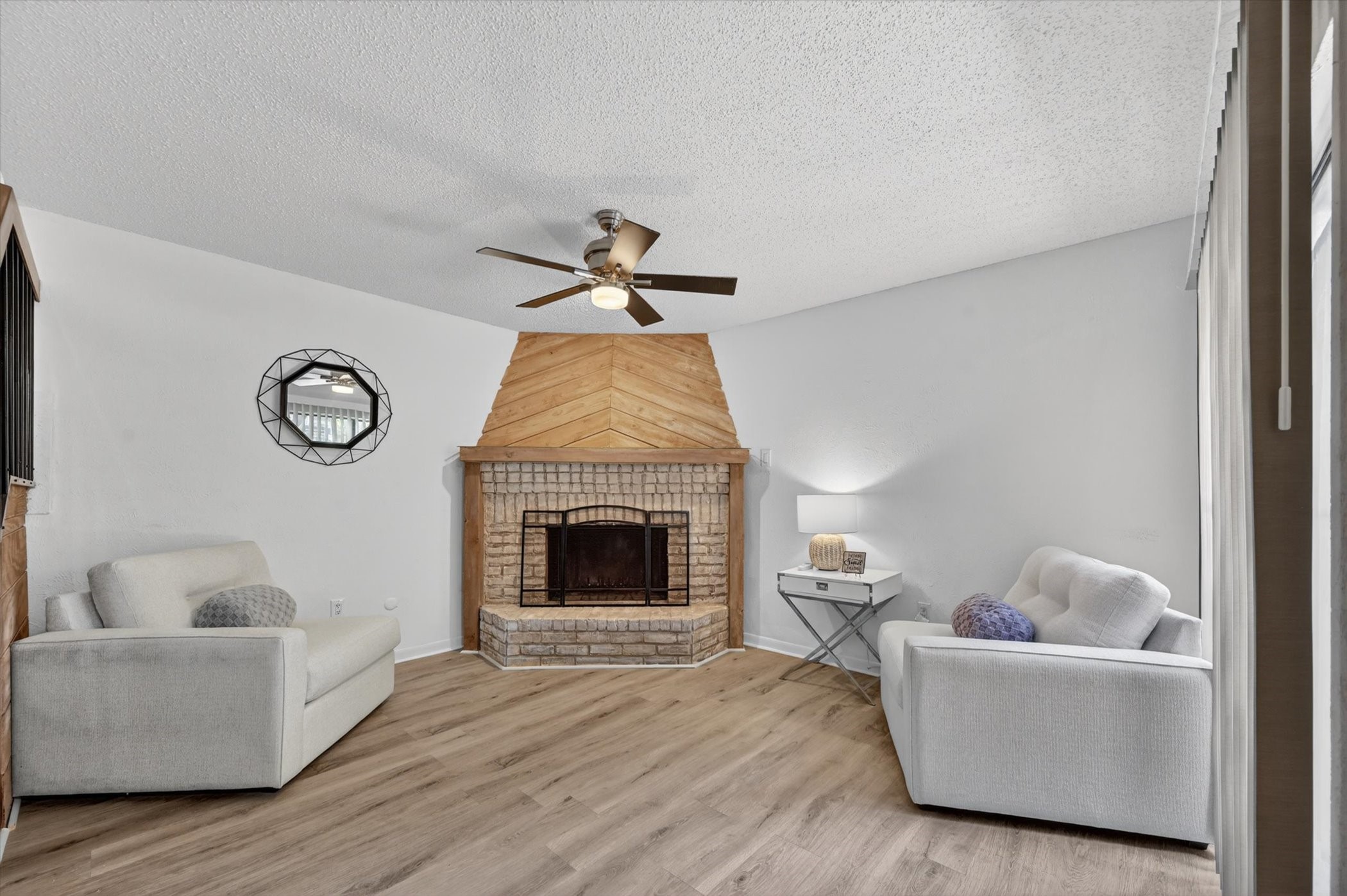 5626 Preston Oaks Road Dallas TX 75254
