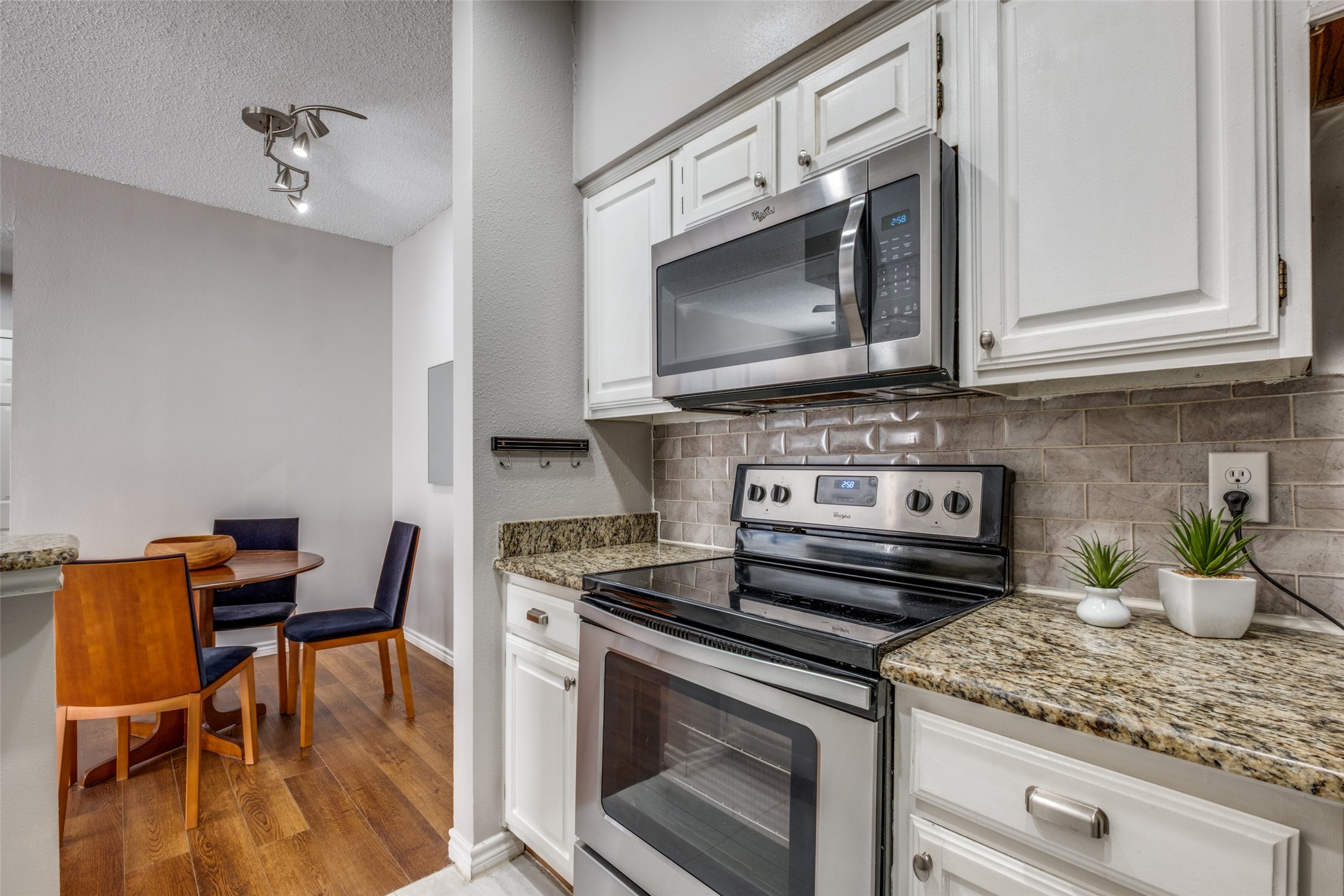 14400 Montfort Drive Dallas TX 75254