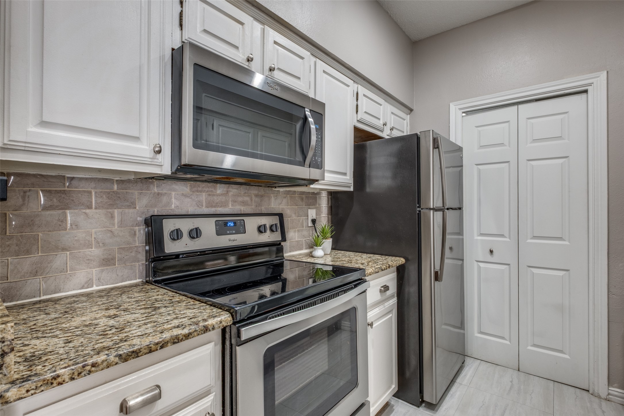 14400 Montfort Drive Dallas TX 75254