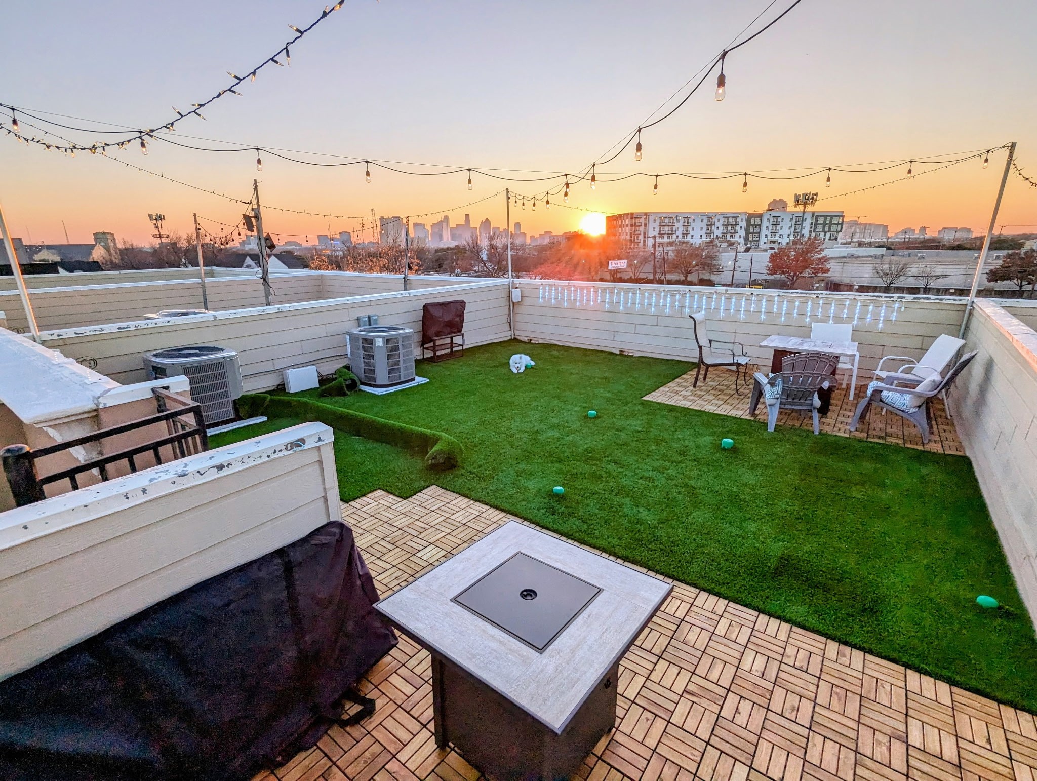 5609 Lindell Avenue Dallas TX 75206