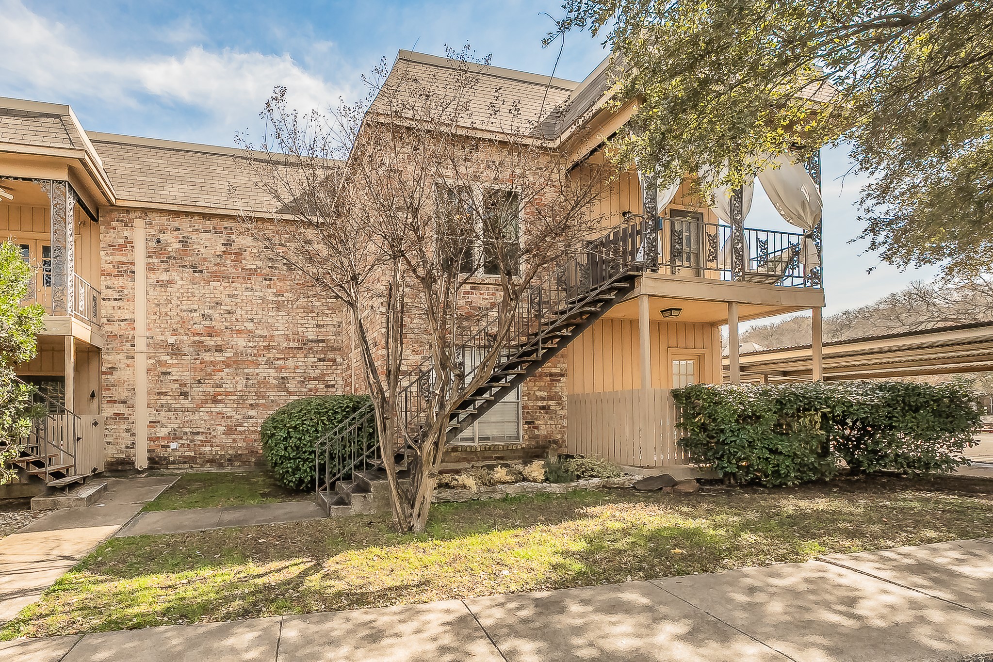 4415 Bellaire Drive S Fort Worth TX 76109