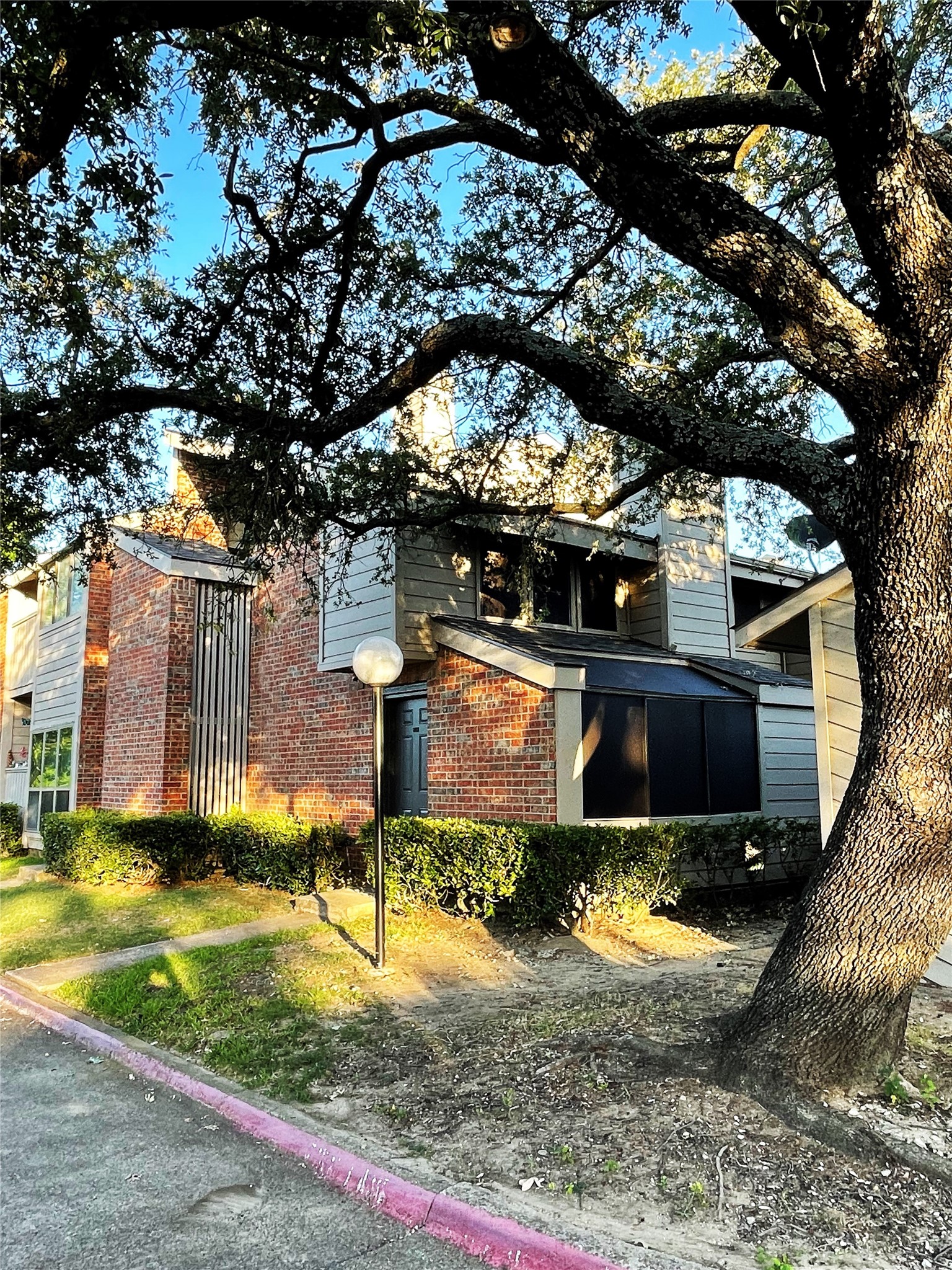 9600 Royal Lane Dallas TX 75243
