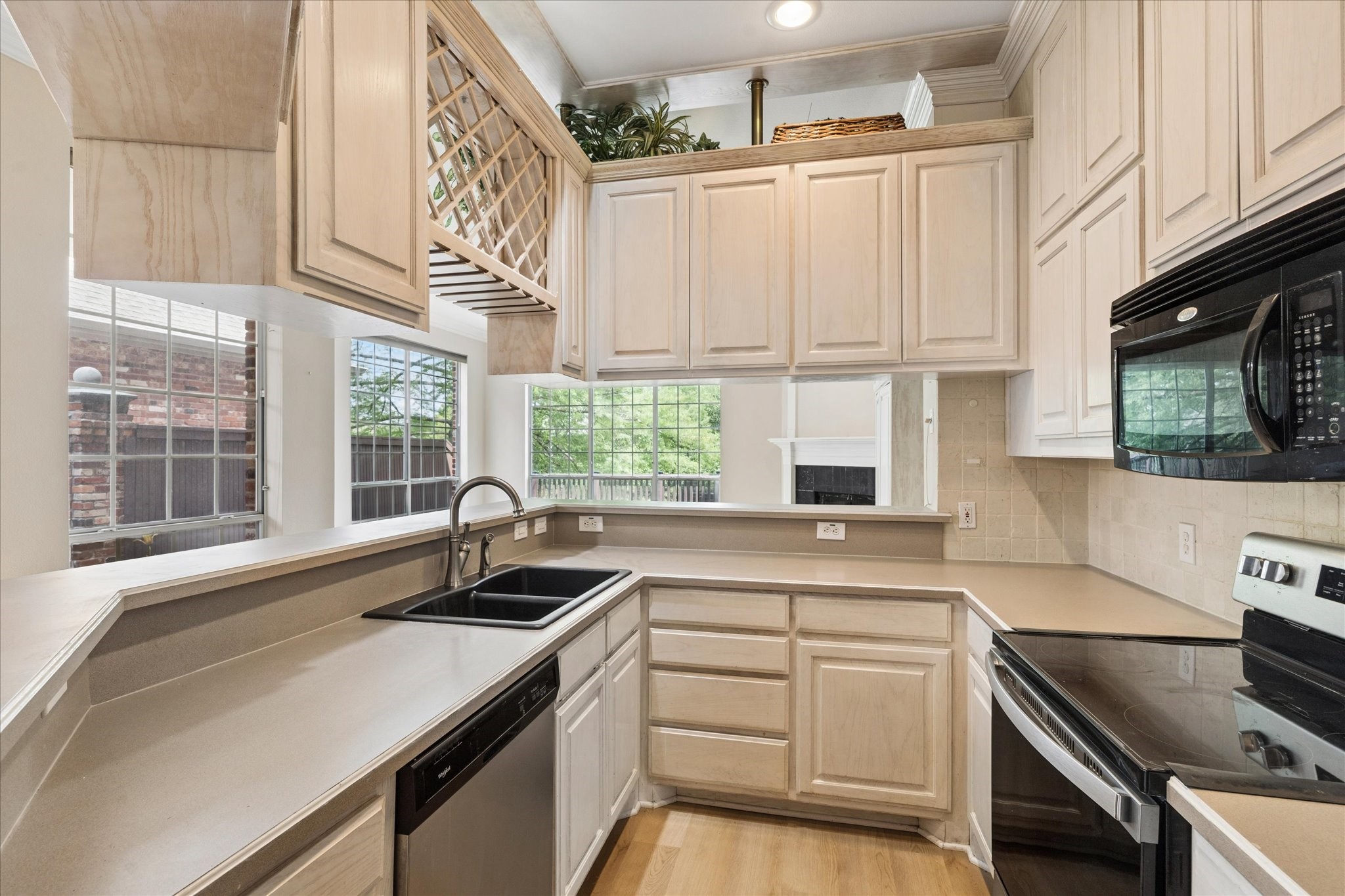 535 Lochngreen Trail Arlington TX 76012