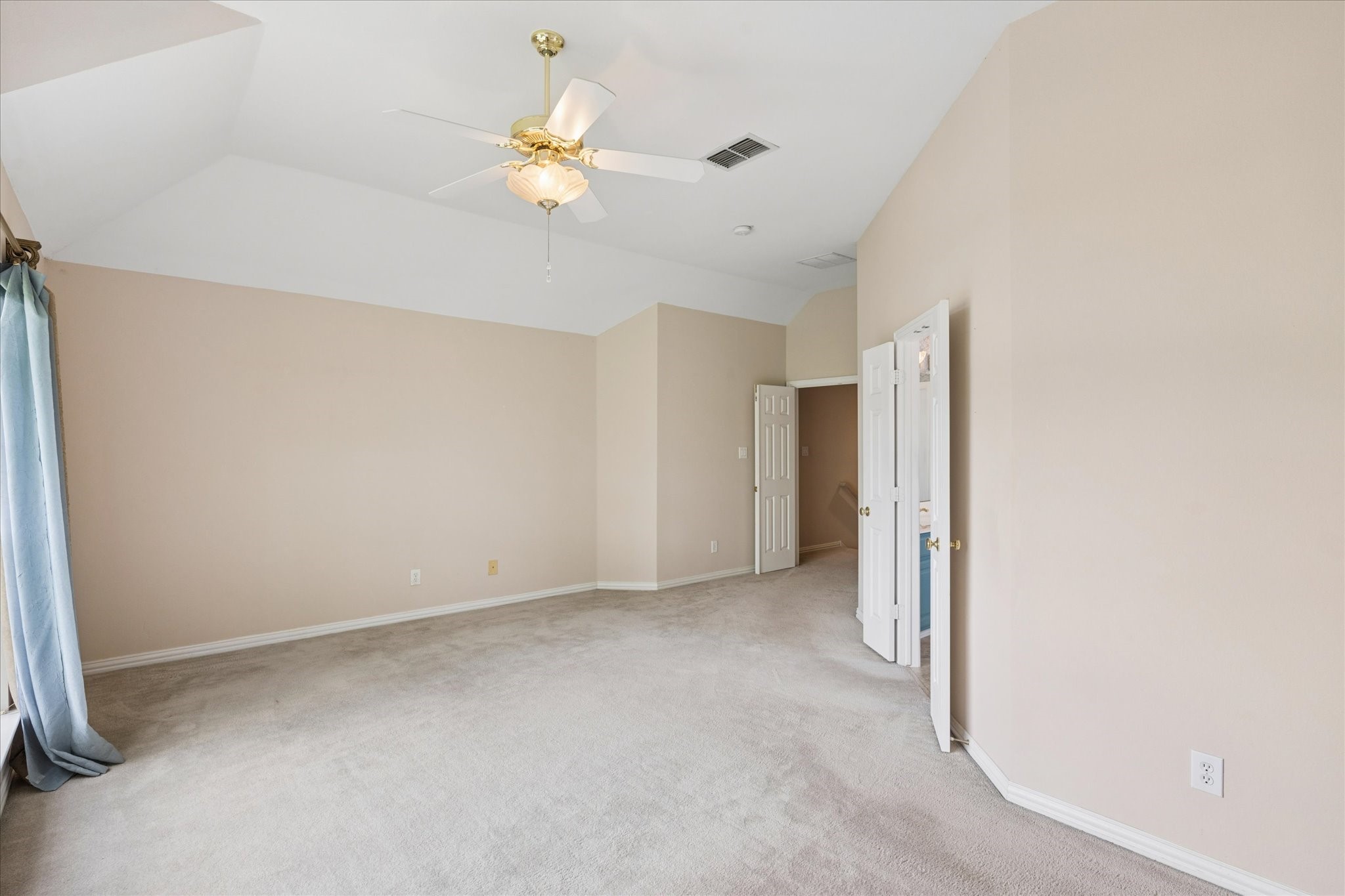 535 Lochngreen Trail Arlington TX 76012