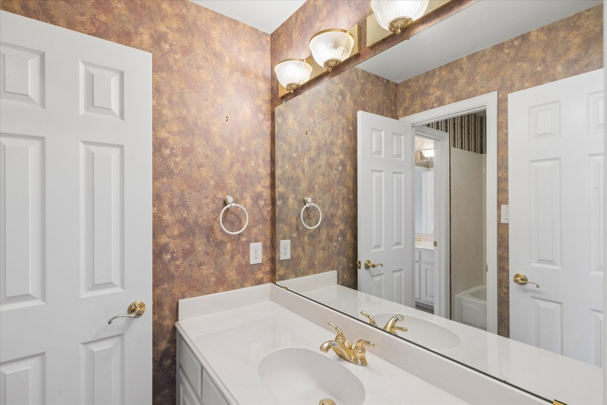 535 Lochngreen Trail Arlington TX 76012
