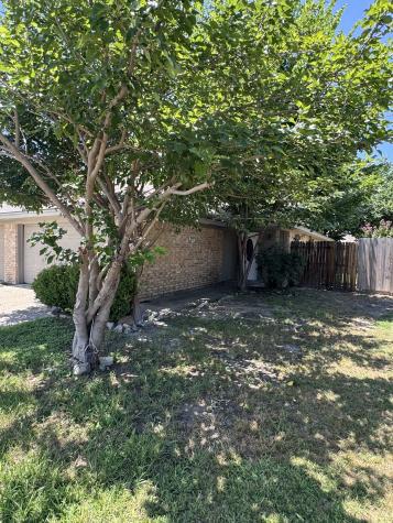 6319 Holiday Lane North Richland Hills TX 76182
