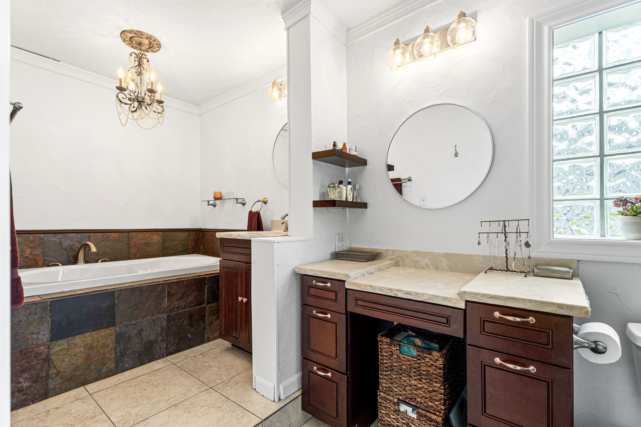 1403 S Robertson Avenue Tyler TX 75701