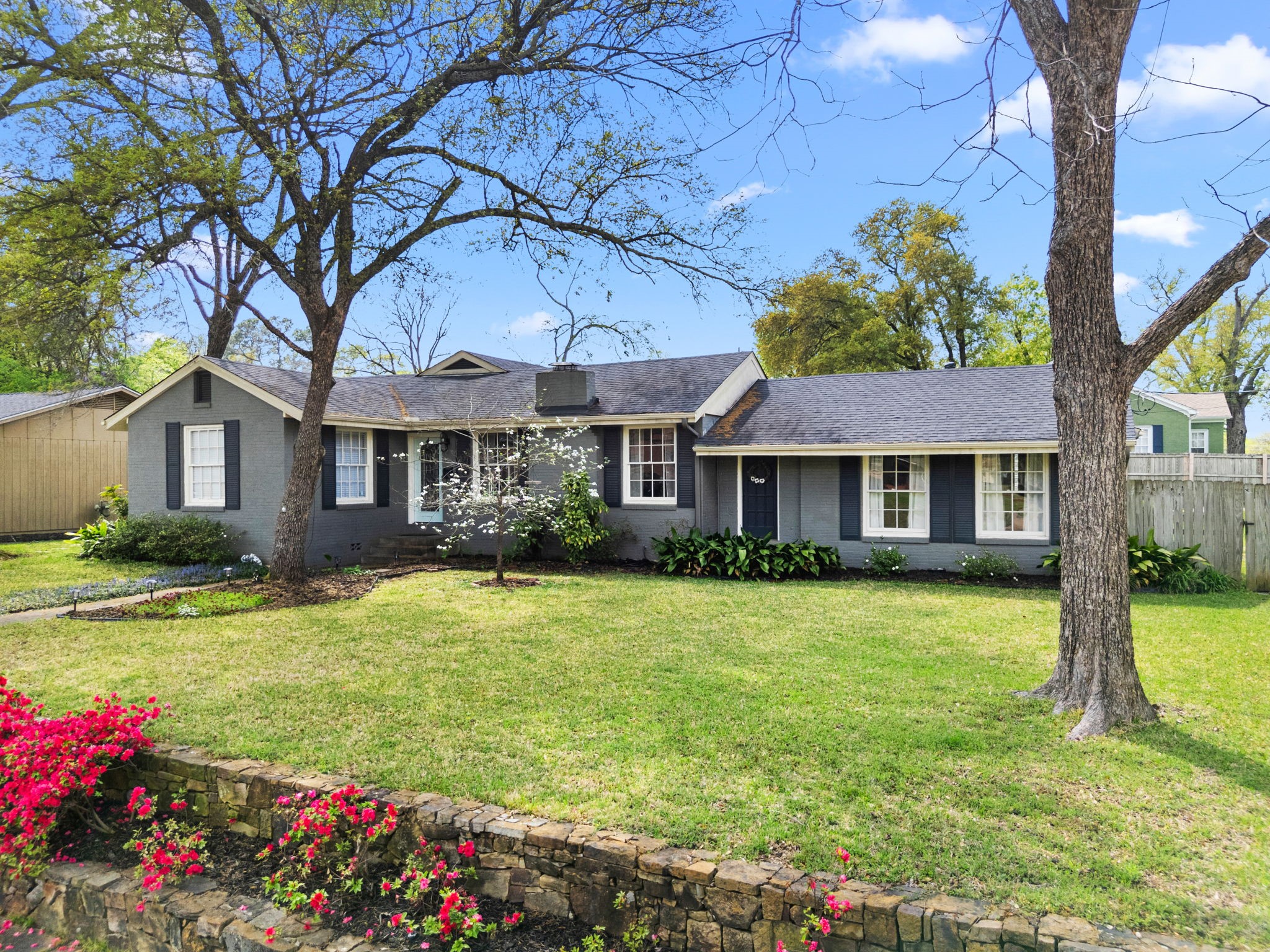 1403 S Robertson Avenue Tyler TX 75701