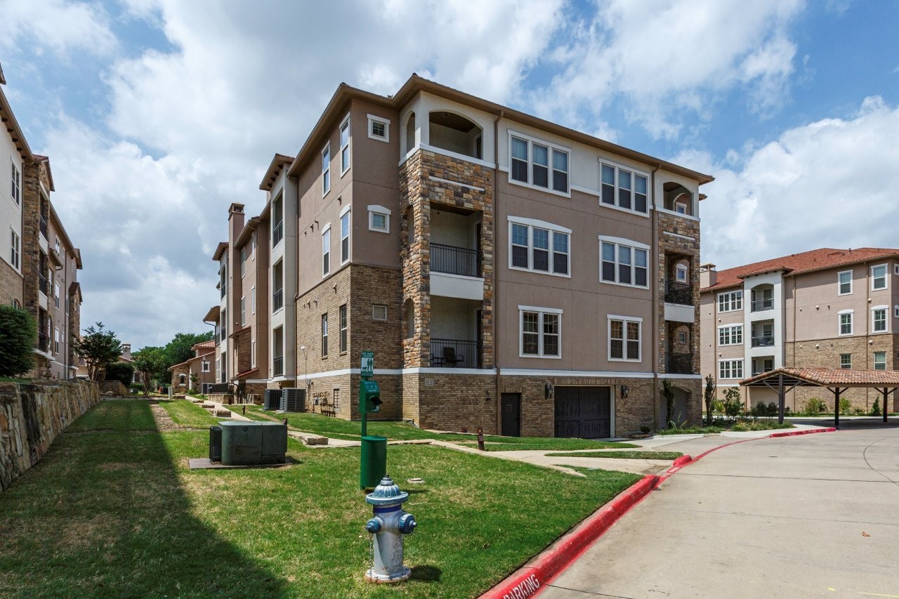 6631 Via Positano Irving TX 75039