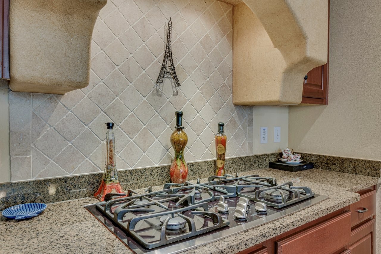 6631 Via Positano Irving TX 75039