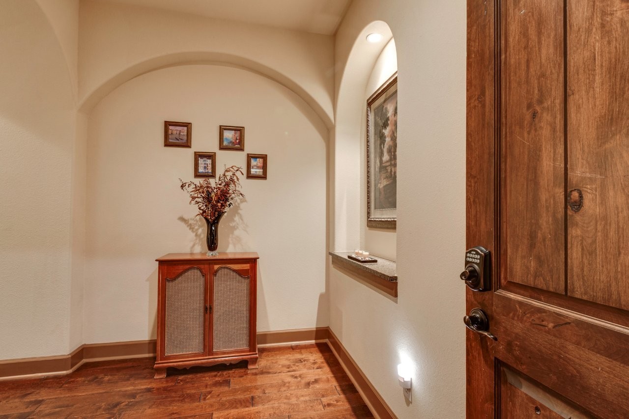 6631 Via Positano Irving TX 75039