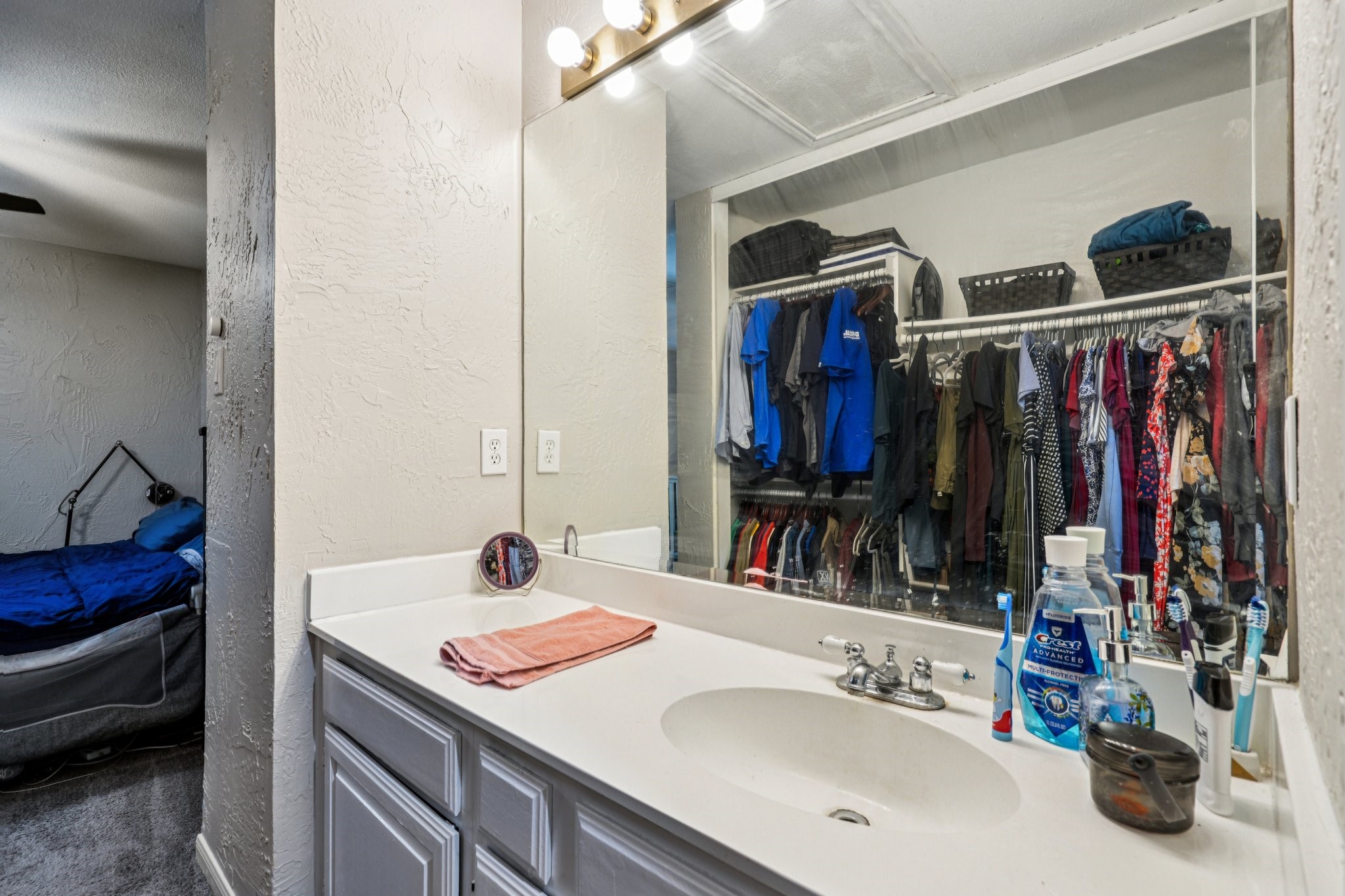 1610 Brentwood Drive Irving TX 75061