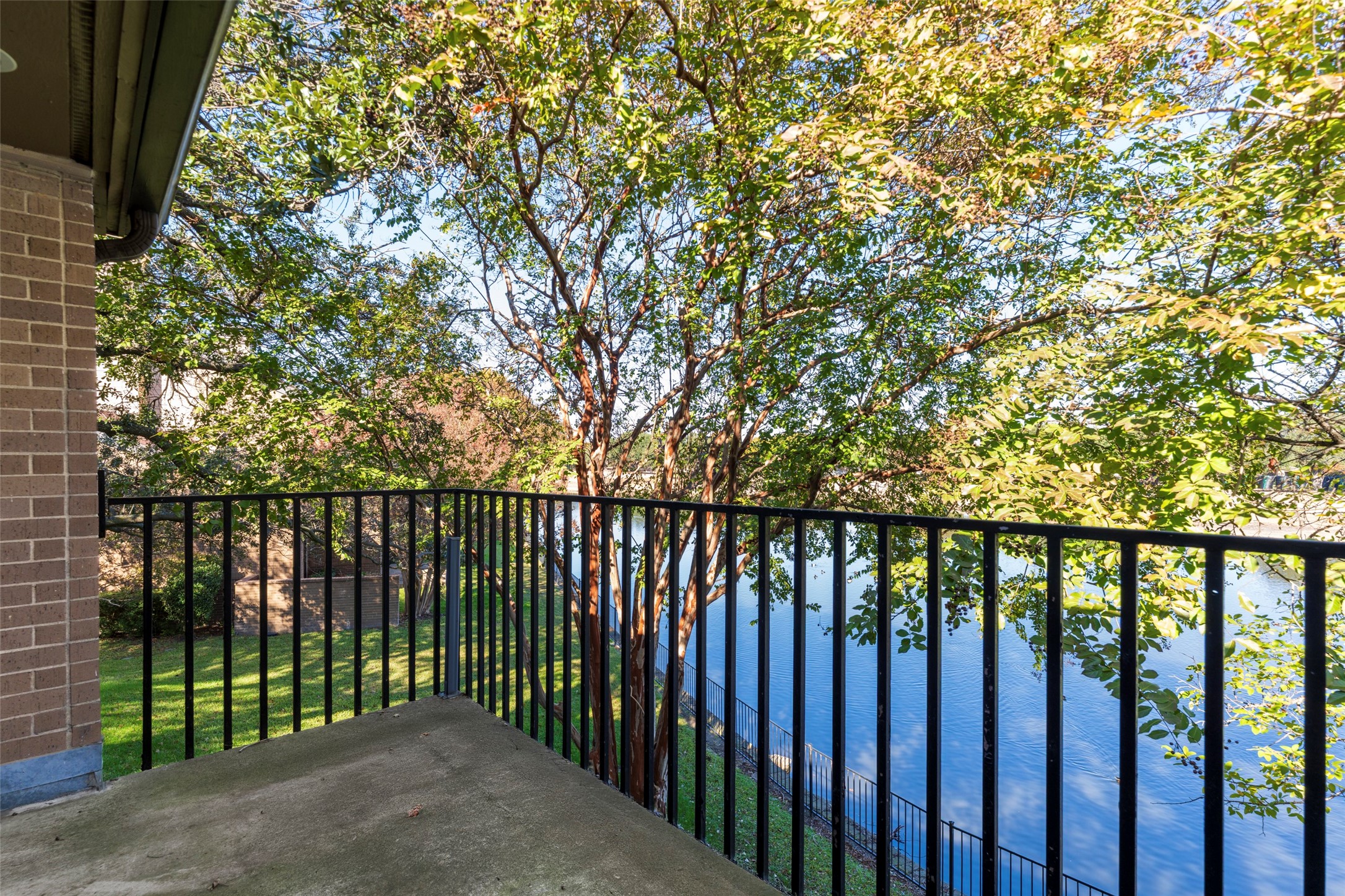5038 Westgrove Drive Dallas TX 75248
