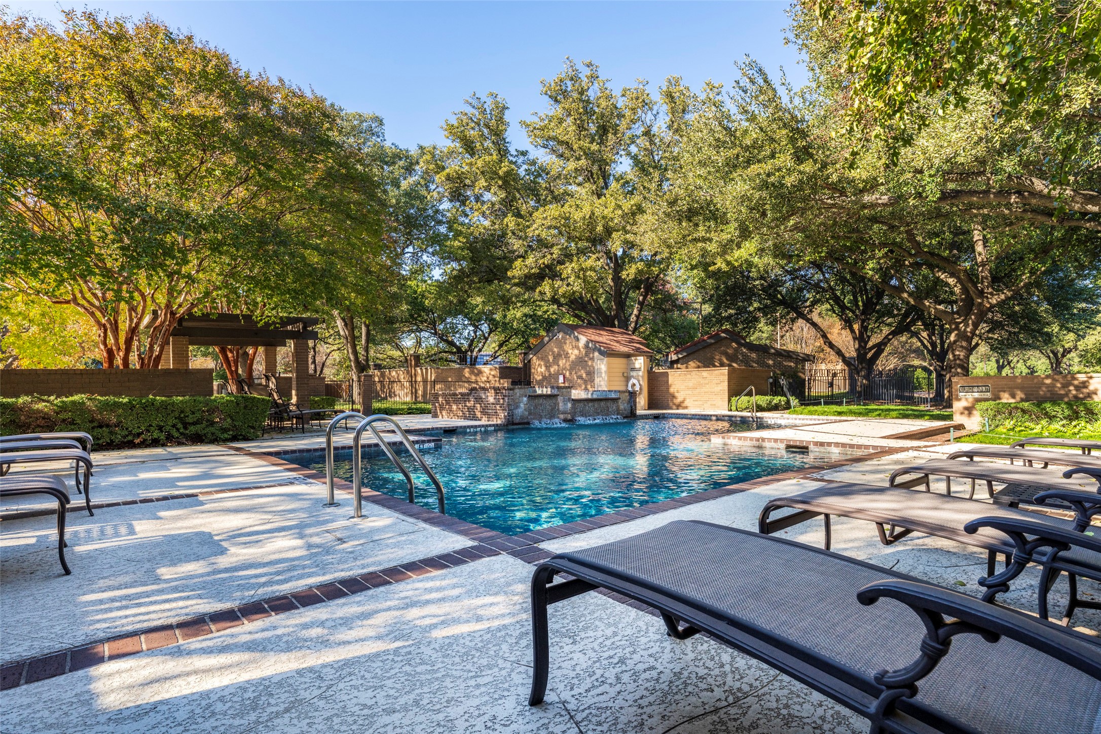 5038 Westgrove Drive Dallas TX 75248