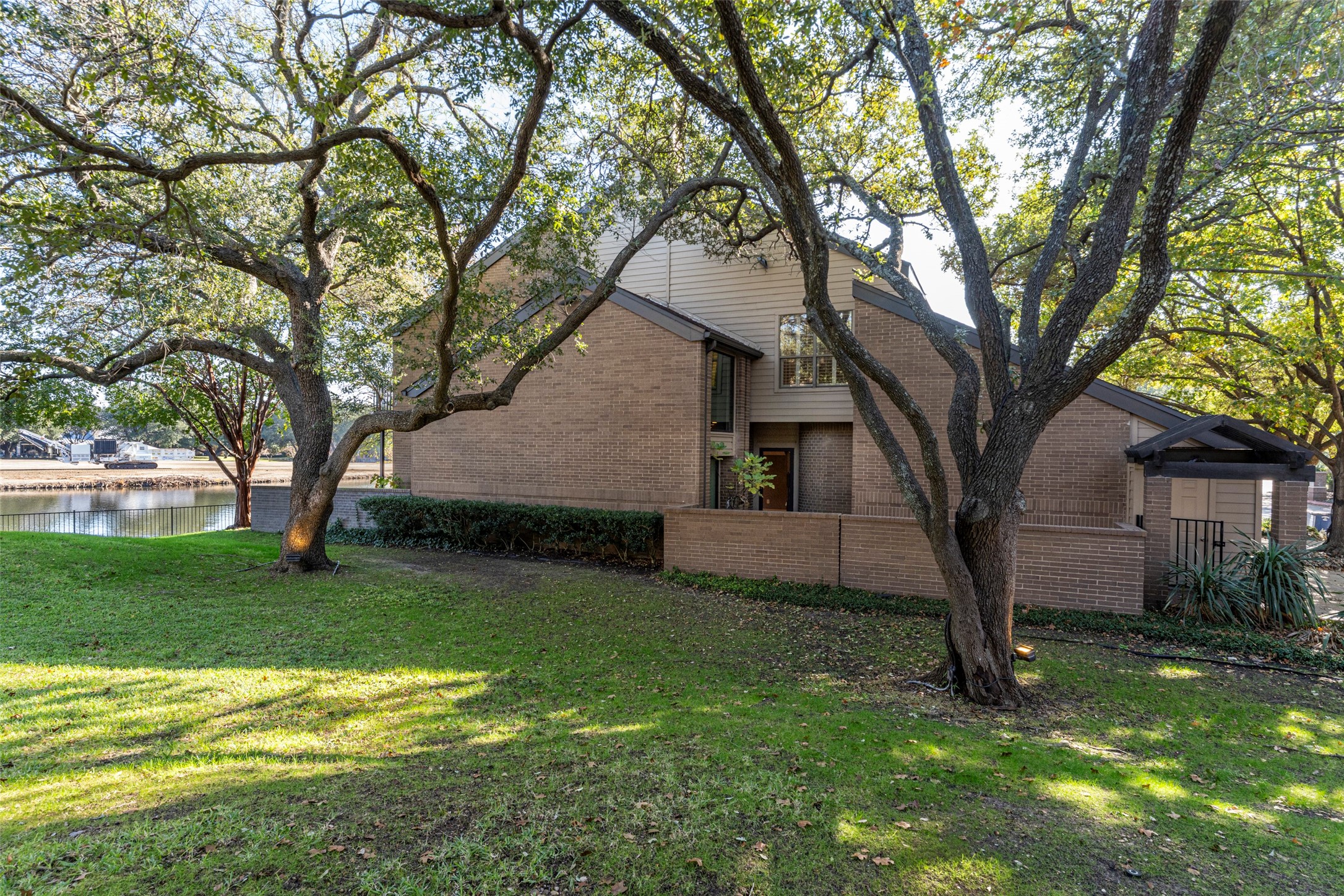 5038 Westgrove Drive Dallas TX 75248