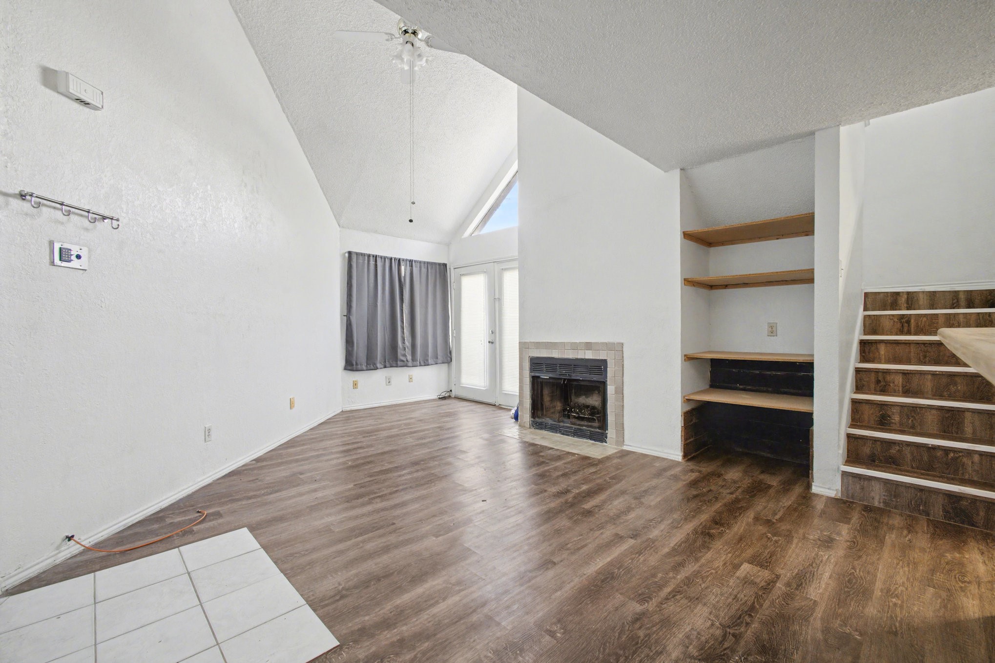 9827 Walnut Street Dallas TX 75243