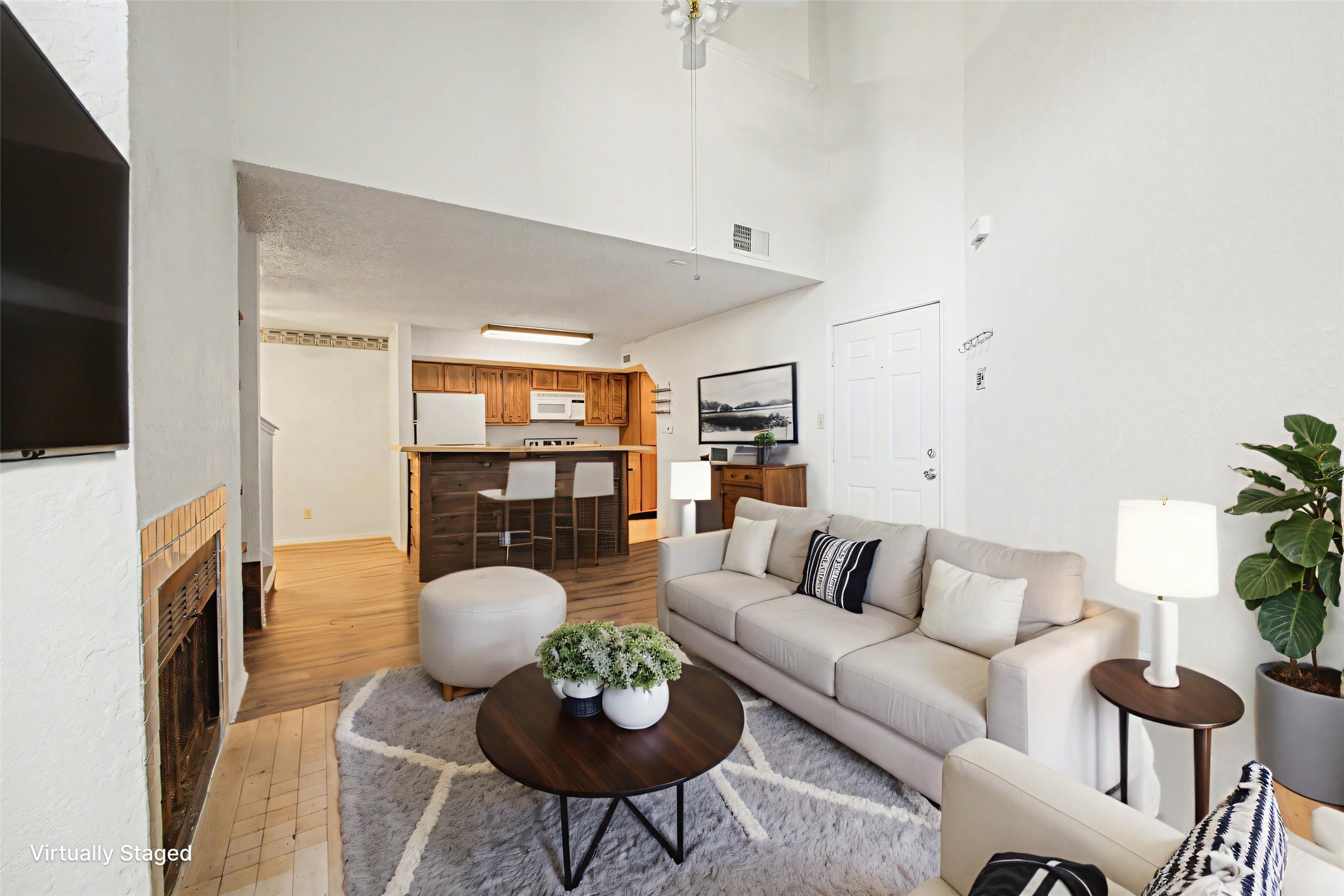 9827 Walnut Street Dallas TX 75243