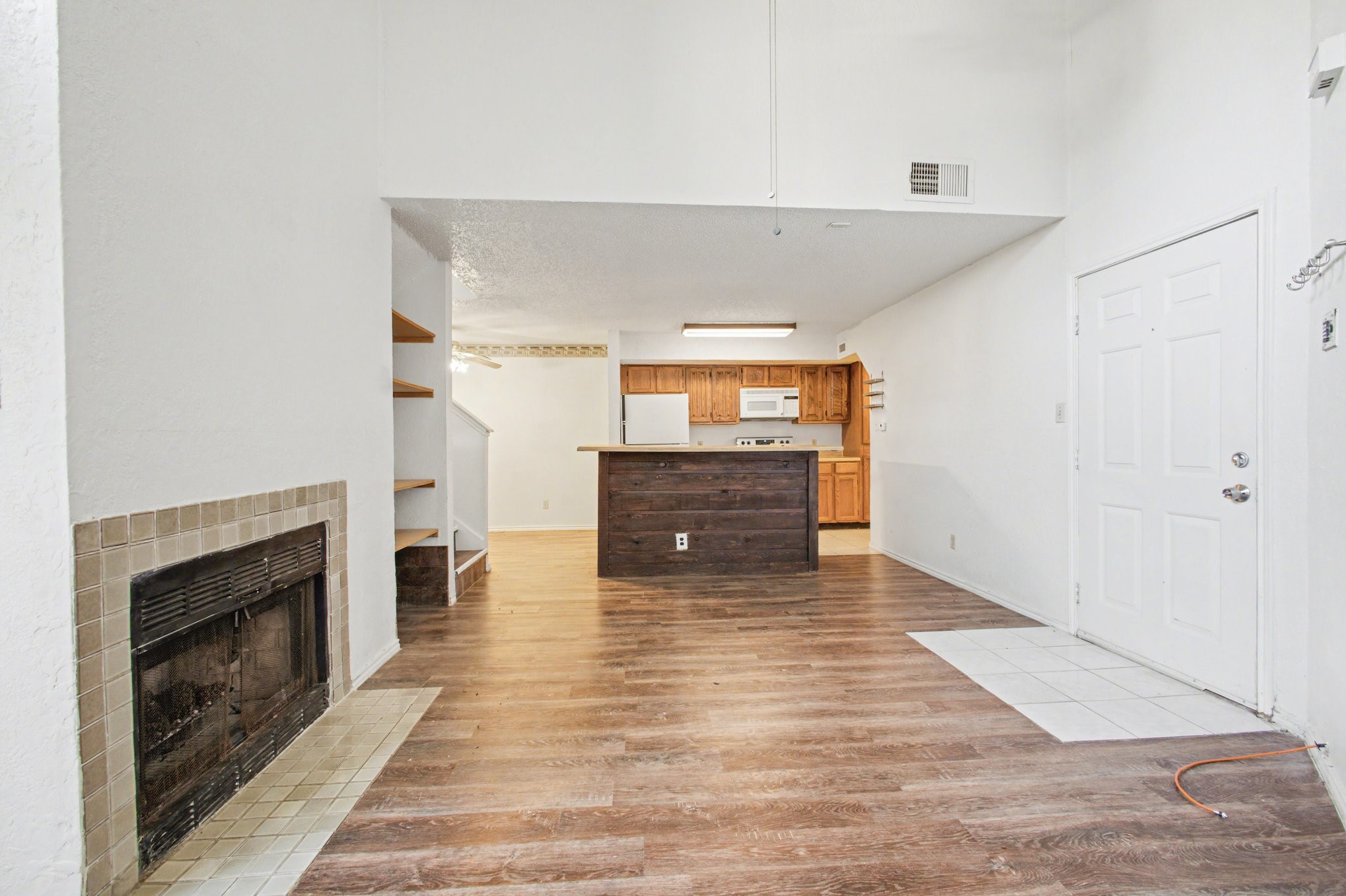 9827 Walnut Street Dallas TX 75243