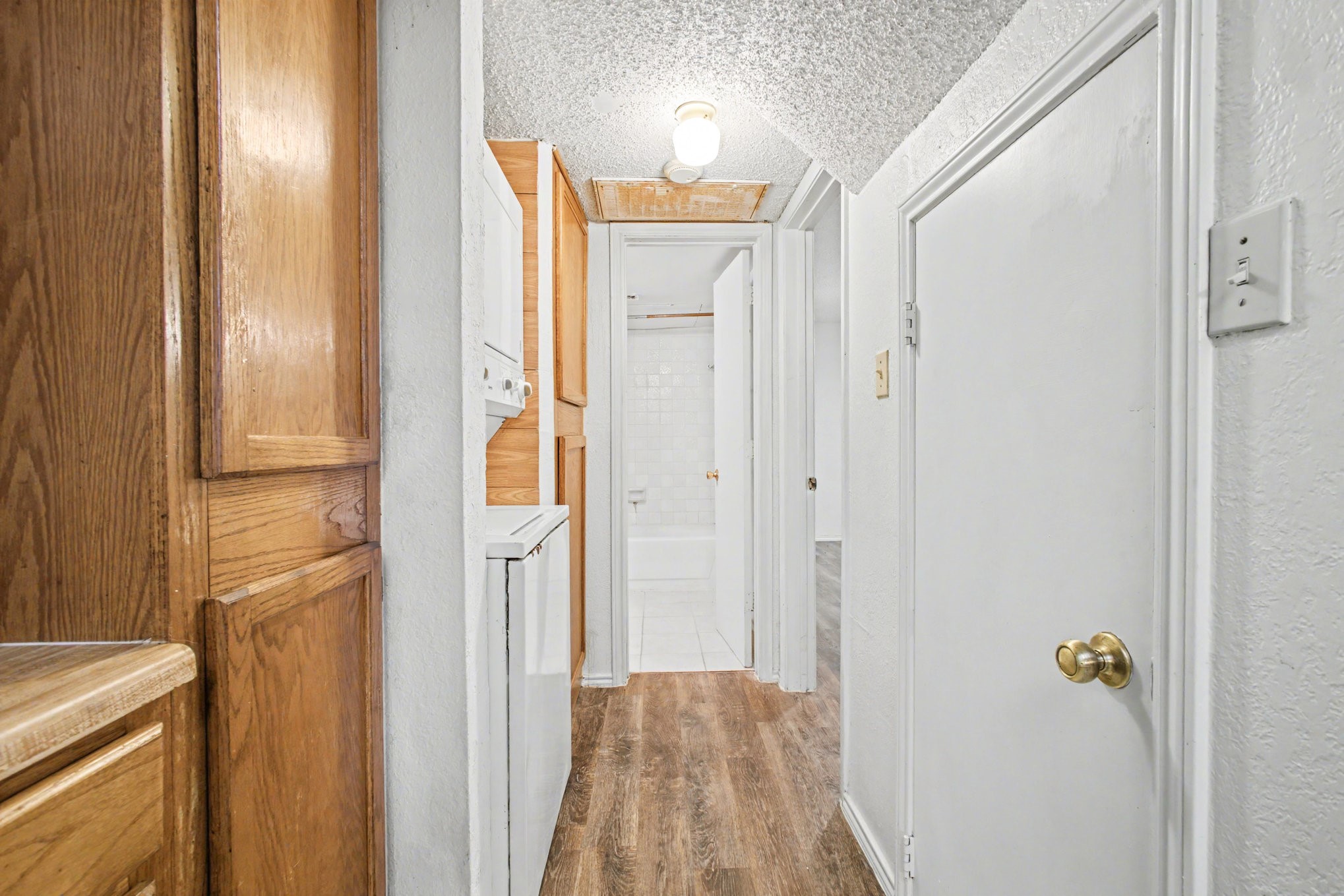 9827 Walnut Street Dallas TX 75243
