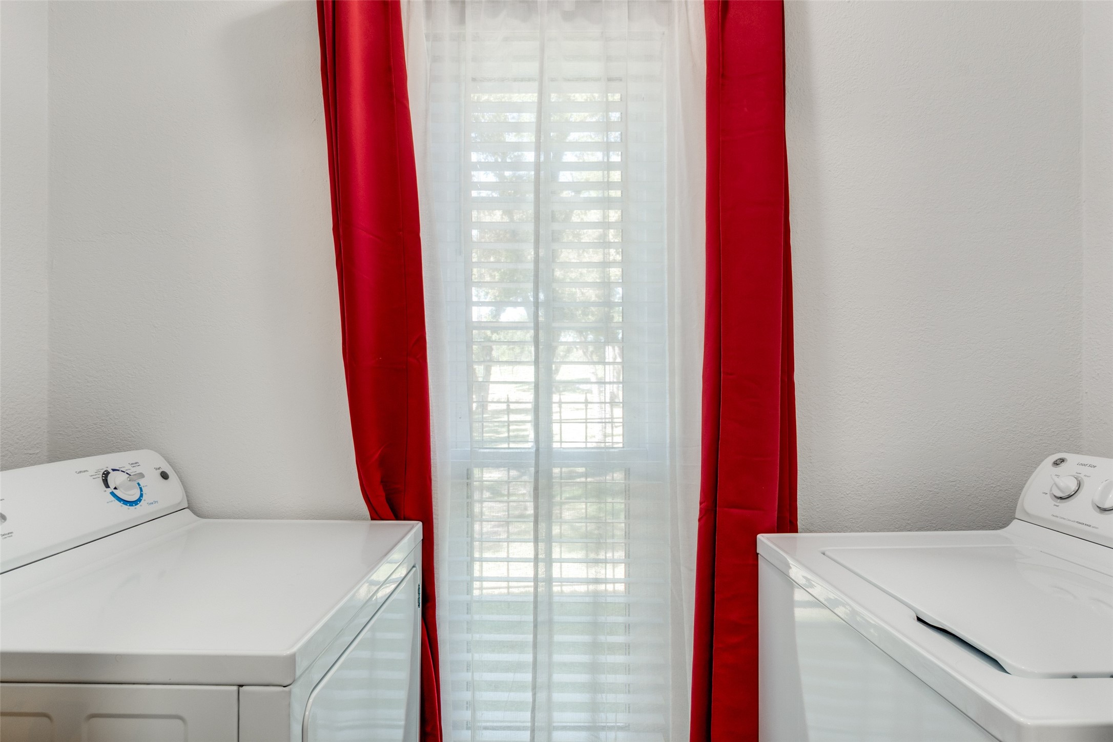 5981 Arapaho Road Dallas TX 75248