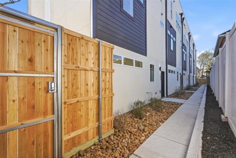 2202 N Carroll Avenue Dallas TX 75204