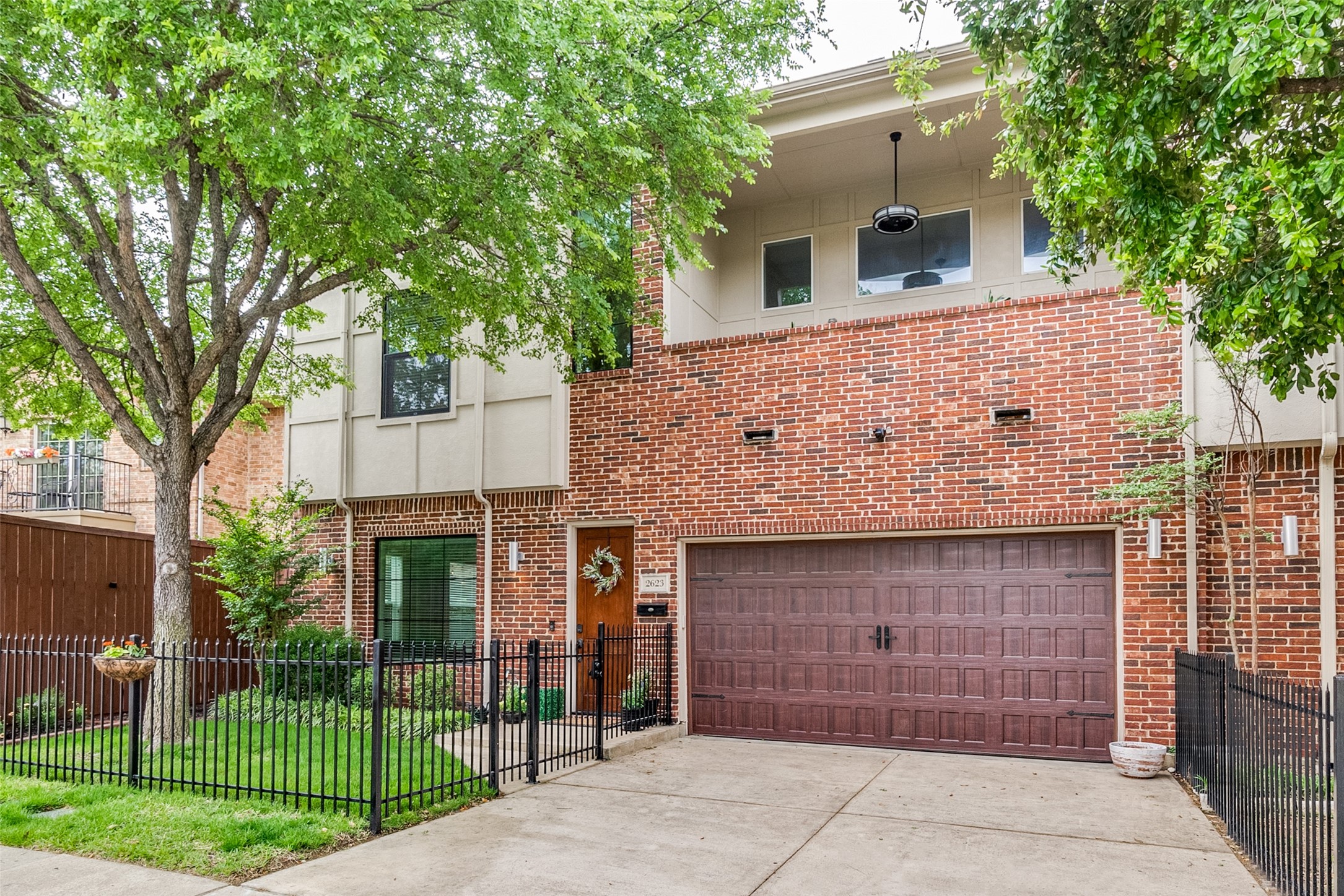 2623 N Garrett Avenue Dallas TX 75206