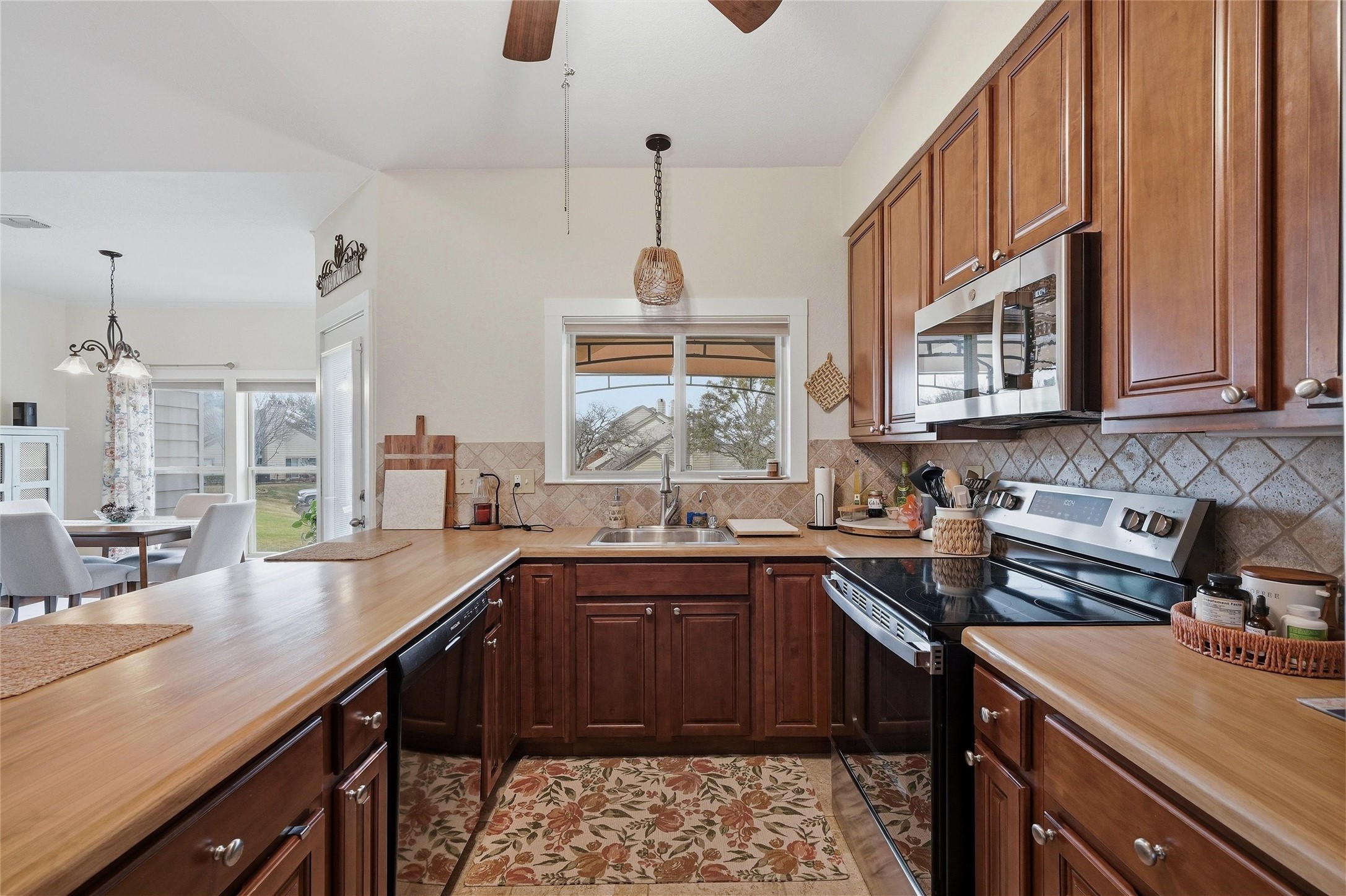 127 Summer Place Circle Pottsboro TX 75076