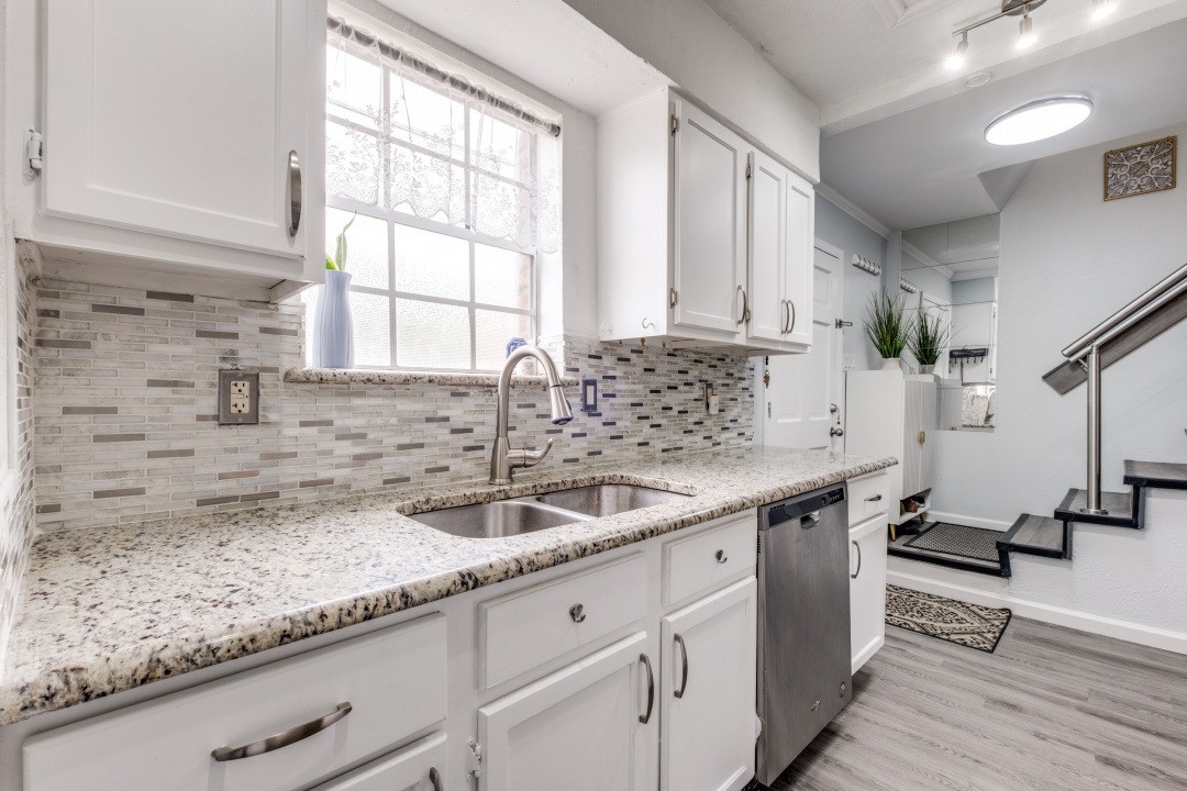 2816 Wycliff Avenue Dallas TX 75219