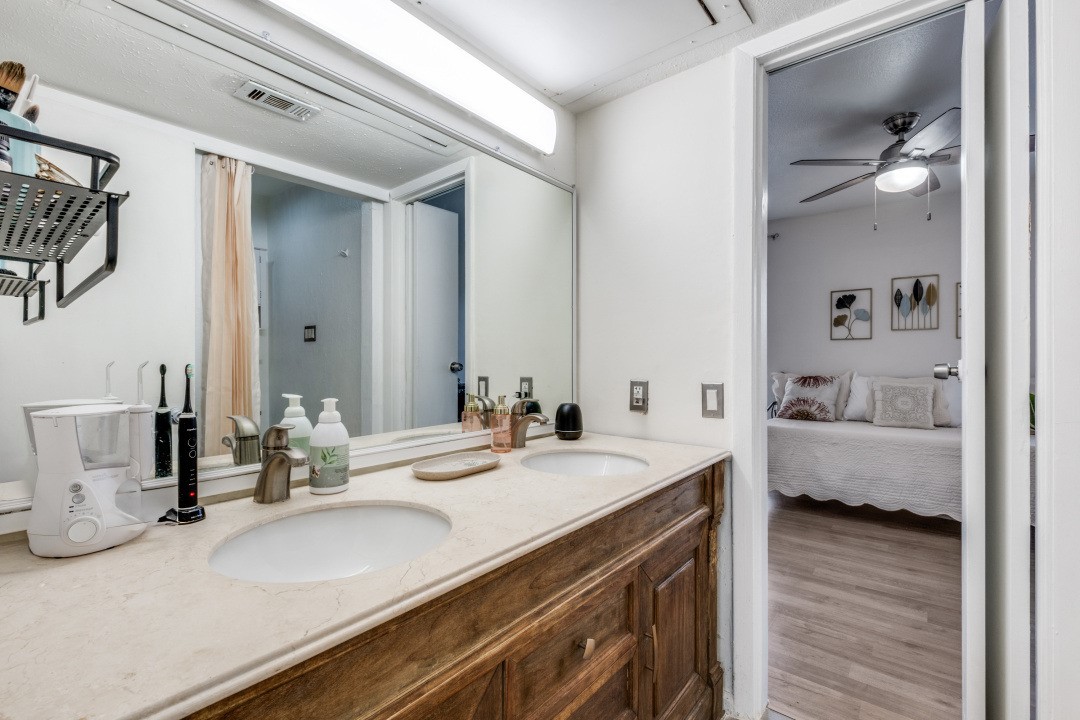 2816 Wycliff Avenue Dallas TX 75219