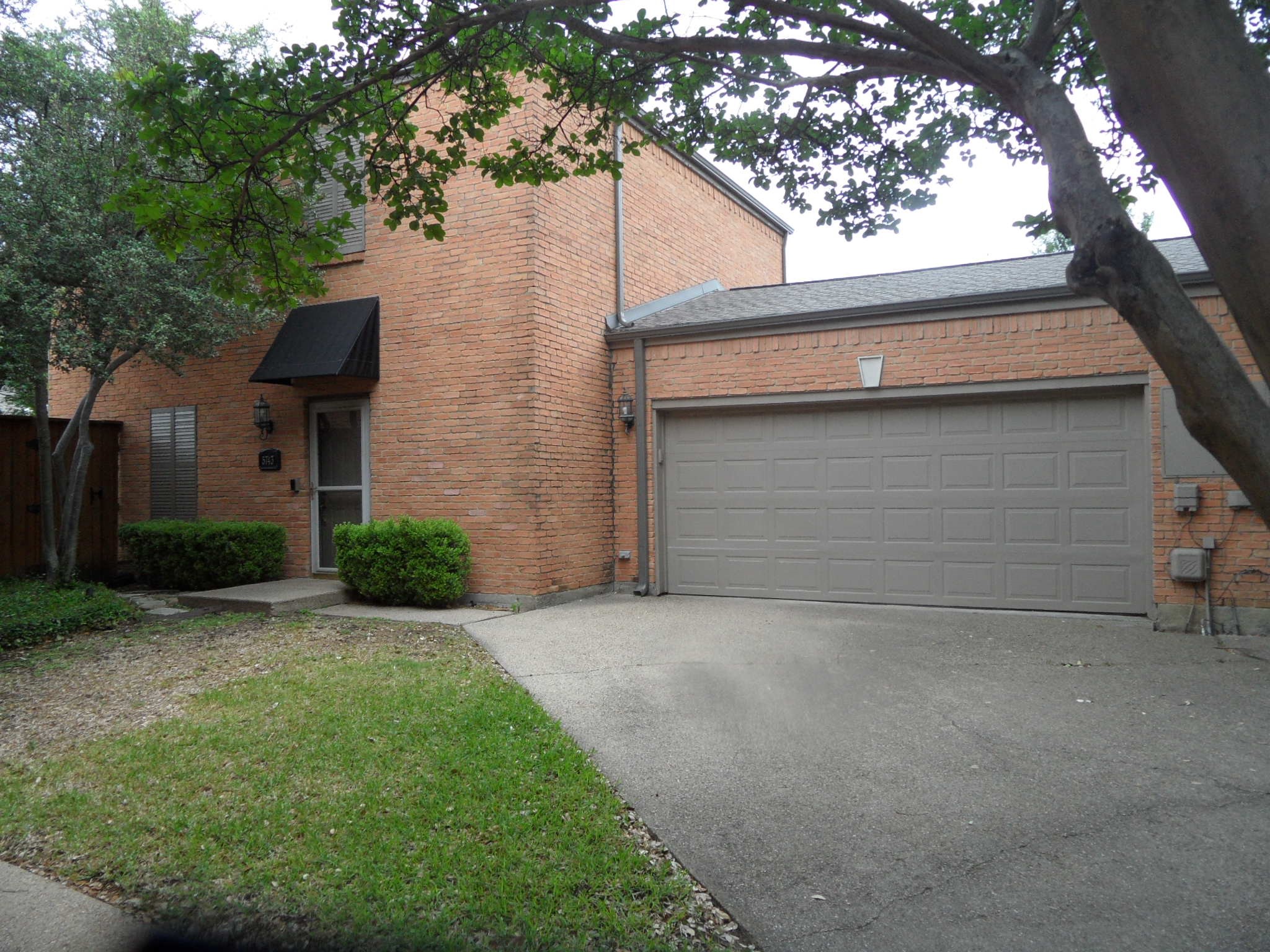 5743 Remington Park Square Dallas TX 75252