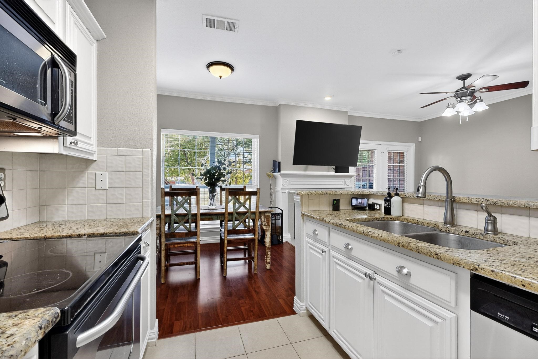 2344 Southcourt Circle Irving TX 75038