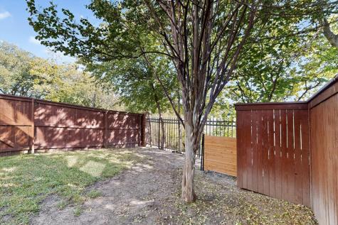 2344 Southcourt Circle Irving TX 75038