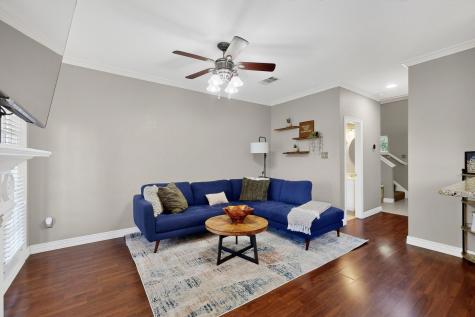 2344 Southcourt Circle Irving TX 75038