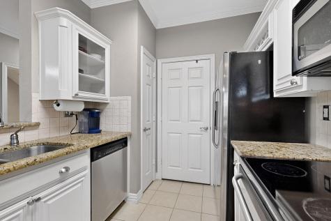 2344 Southcourt Circle Irving TX 75038