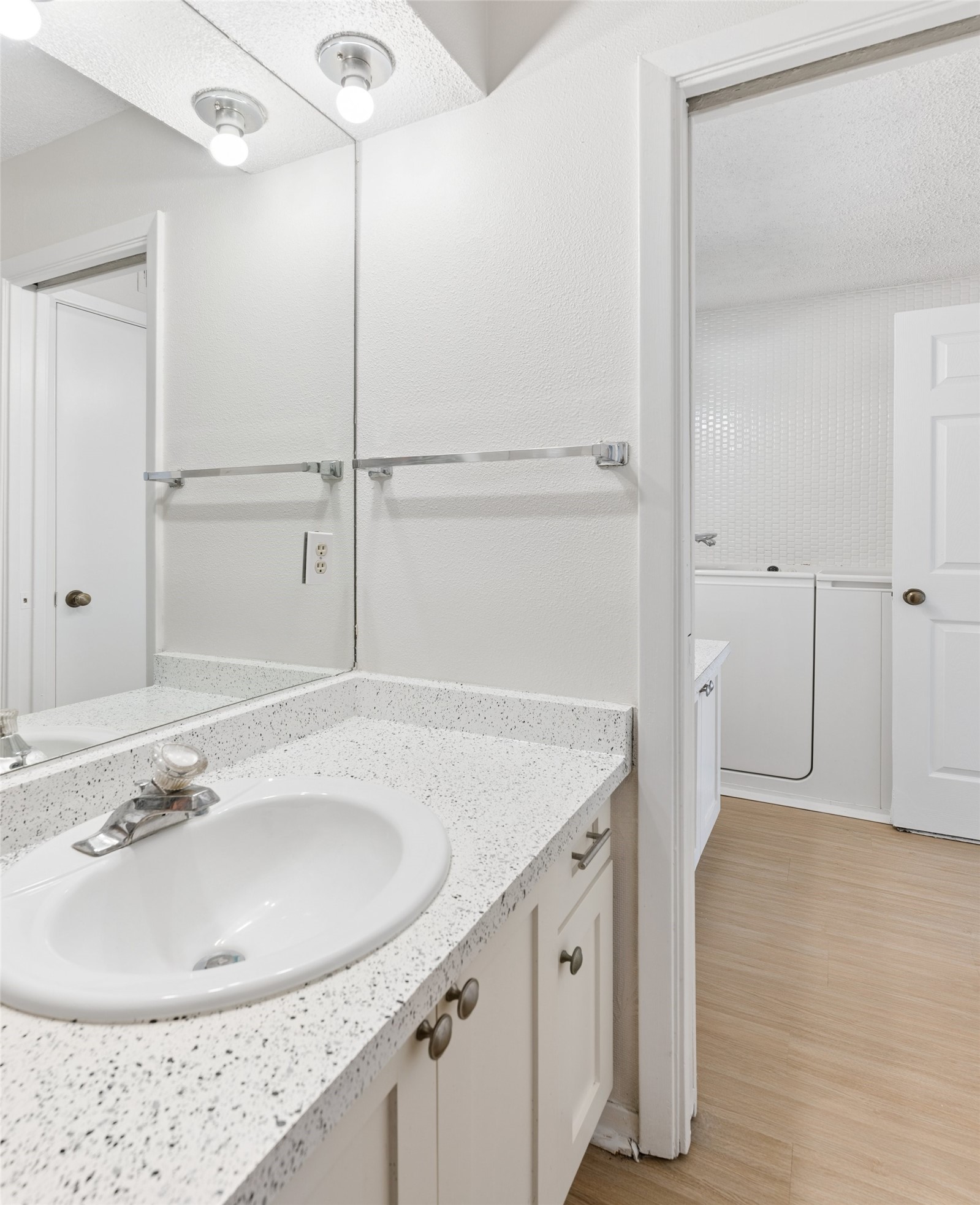 3 Dewberry Court Bedford TX 76021