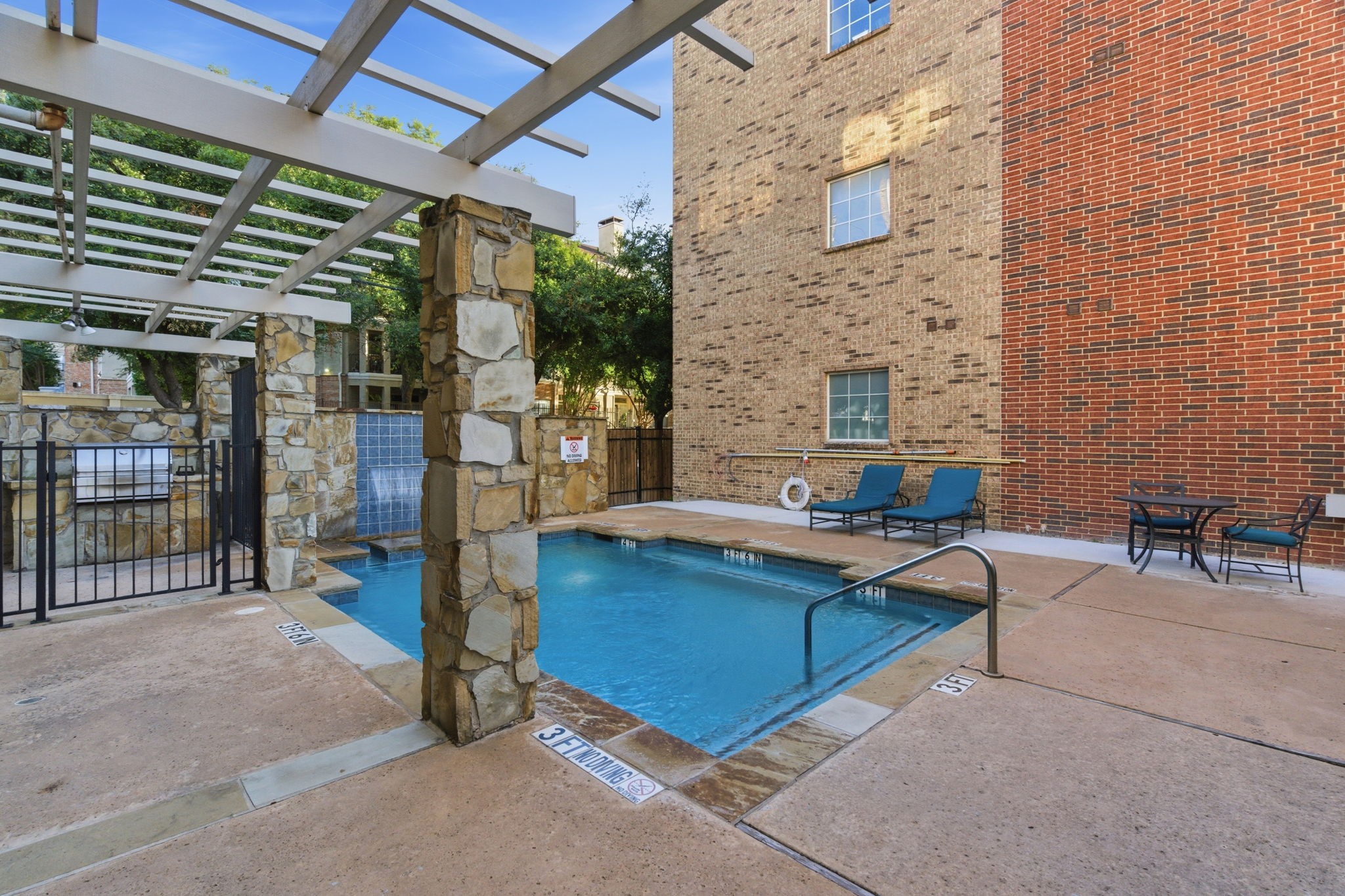 1020 Texas Street Fort Worth TX 76102