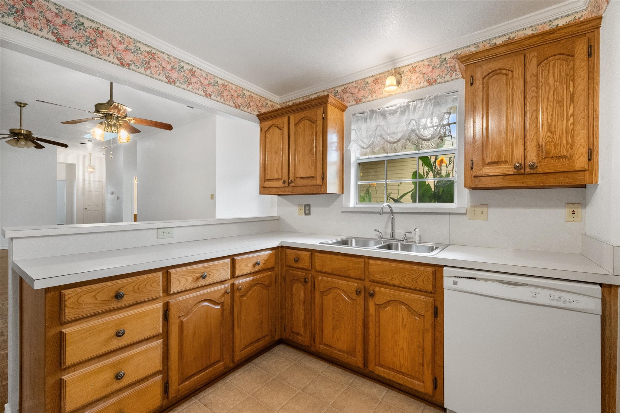 1209 W 3rd Avenue Corsicana TX 75110