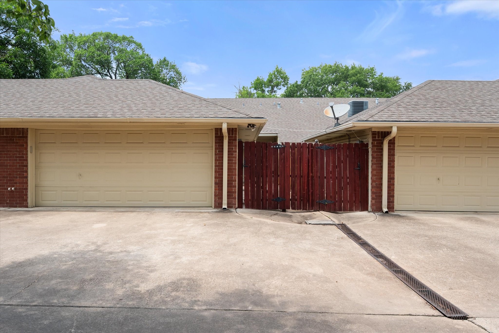 1209 W 3rd Avenue Corsicana TX 75110