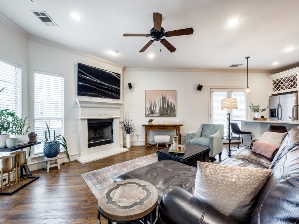 1910 Hope Street Dallas TX 75206
